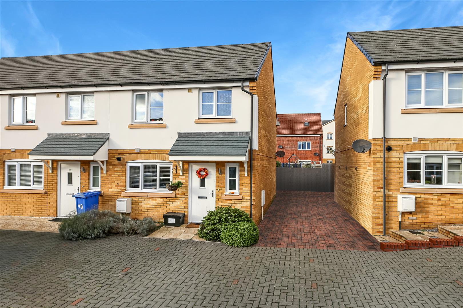 Properties For Sale and to Rent in Colchester, Oakheart Property